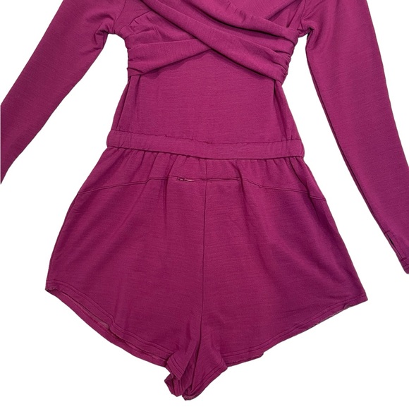 Free People FP Movement Love Spell Romper One-Piece Long Sleeve Size Small NEW - Picture 10 of 15